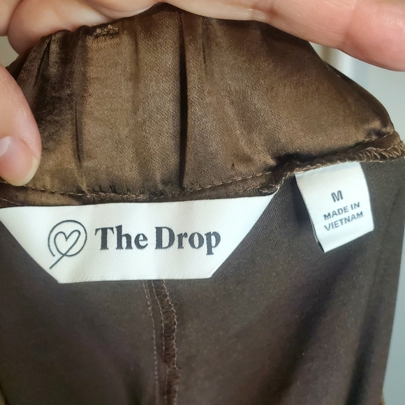 The Drop Jessenia Shine Cargo Pants - Picture 11 of 13